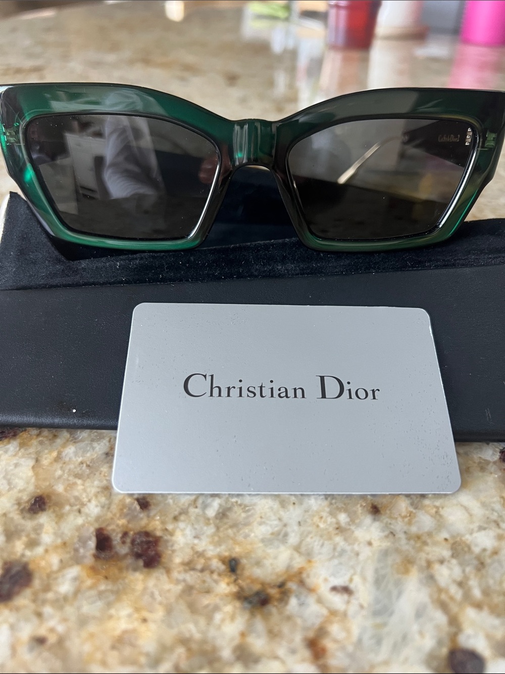CHRISTIAN DIOR CATSTYLE DIOR2 GREEN SUNGLASSES AUTHENTIC NEW NEVER WORN